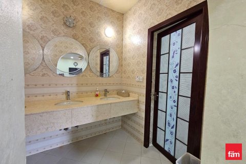 Купить виллу в Аль-Васле, Дубай: 8 спален, 1189.1м², № 72237 - фото 5