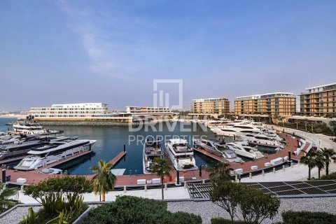 Apartment in Jumeirah Bay Island, Jumeirah, Dubai 3 bedrooms, 251 sq.m. № 20517 - photo 24