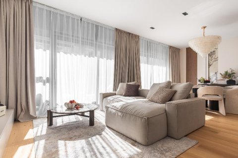 Apartamento en Dubai, 2 dormitorios, 158.57 m², № 70978 - foto 2