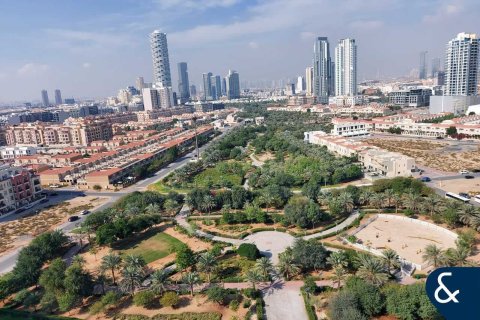 Apartamento en Jumeirah Village Circle, Dubai, 2 dormitorios, 96 m², № 98535