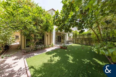 Adosado en Green Community Motor City, Motor City, Dubai, 4 dormitorios, 454 m², № 98548