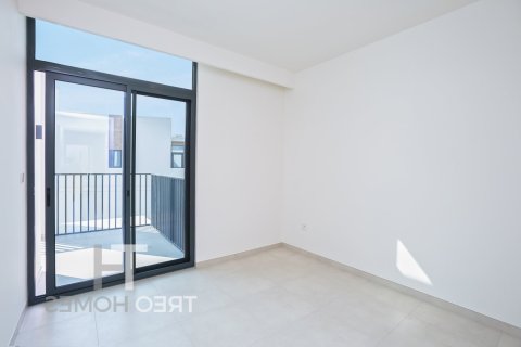 Villa in Arabian Ranches 3, Dubai 3 bedrooms, 202 sq.m. № 13426 - photo 11