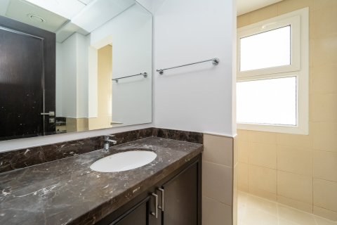 Townhouse in Casa Dora, Serena, Dubai 3 bedrooms, 214 sq.m. № 13422 - photo 10