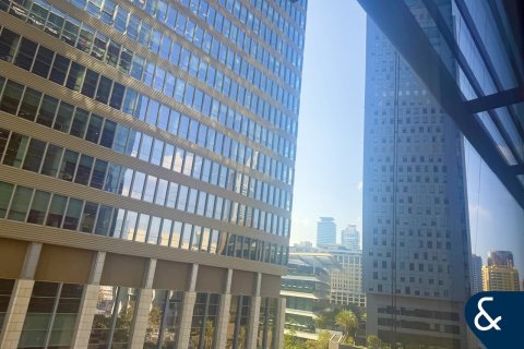 Apartment in DIFC, Dubai 2 bedrooms, 139 sq.m. № 76619 - photo 12