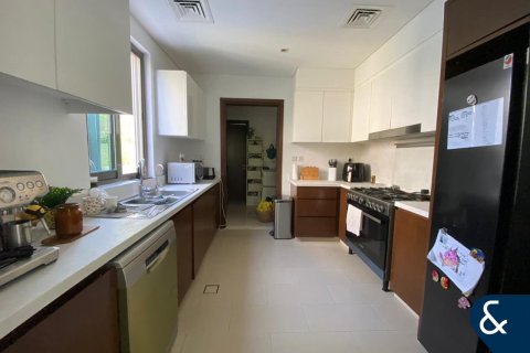 Villa in Azalea, Arabian Ranches 2, Dubai 4 bedrooms, 434 sq.m. № 76627 - photo 4