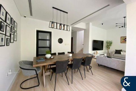 Villa in Azalea, Arabian Ranches 2, Dubai 4 bedrooms, 434 sq.m. № 76627 - photo 8