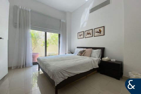 Villa in Azalea, Arabian Ranches 2, Dubai 4 bedrooms, 434 sq.m. № 76627 - photo 12