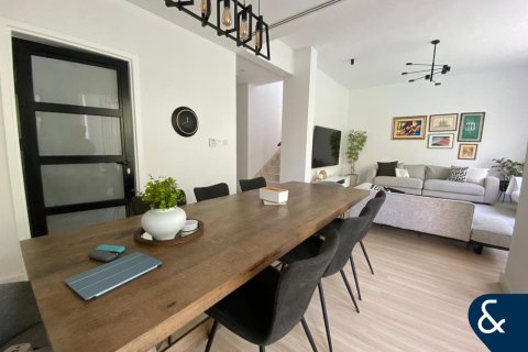 Villa in Azalea, Arabian Ranches 2, Dubai 4 bedrooms, 434 sq.m. № 76627 - photo 6