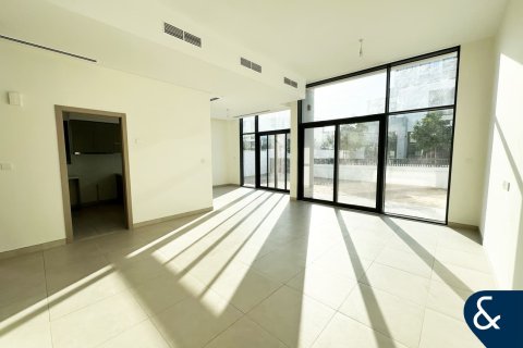 Townhouse in Murooj Al Furjan, Al Furjan, Dubai 4 bedrooms, 336 sq.m. № 76630 - photo 2