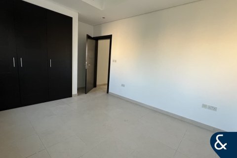 Villa in North Village, Al Furjan, Dubai 3 bedrooms, 600 sq.m. № 76632 - photo 9