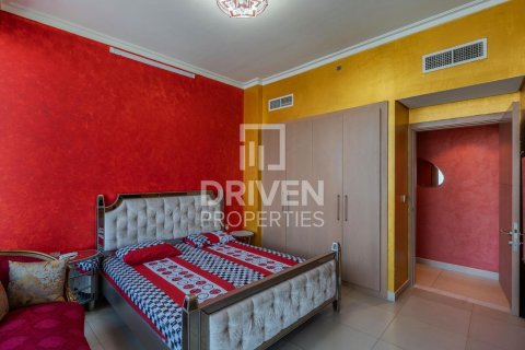 Apartment in Burj Vista, Downtown Dubai (Downtown Burj Dubai), Dubai 3 bedrooms, 191.38 sq.m. № 136082 - photo 15