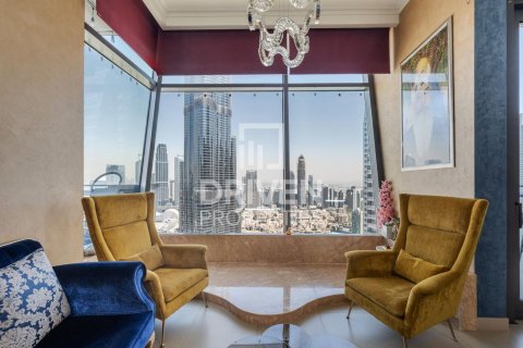Apartment in Burj Vista, Downtown Dubai (Downtown Burj Dubai), Dubai 3 bedrooms, 191.38 sq.m. № 136082 - photo 2