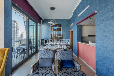 Apartment in Burj Vista, Downtown Dubai (Downtown Burj Dubai), Dubai 3 bedrooms, 191.38 sq.m. № 136082 - photo 4