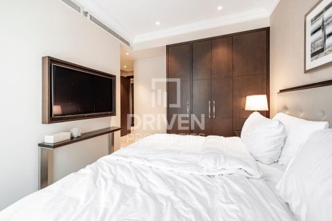 Apartment in The Address Residence Fountain Views, Downtown Dubai (Downtown Burj Dubai), Dubai 2 bedrooms, 134.8 sq.m. № 136083 - photo 6