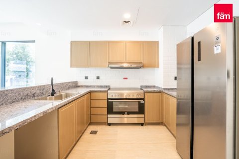 فيلا في دبي 5 غرف نوم , 144 م² رقم 95652