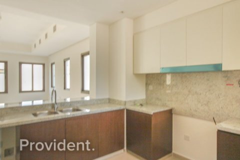 Villa in Arabian Ranches 2, Dubai 5 bedrooms, 463.5 sq.m. № 1920 - photo 6