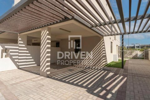 Townhouse in Dubai 3 bedrooms, 225.48 sq.m. № 127696 - photo 10