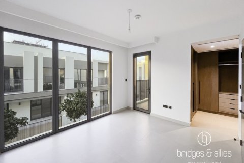 فيلا في دبي 4 غرف نوم, 212.7 م² رقم 77230 - صورة 2