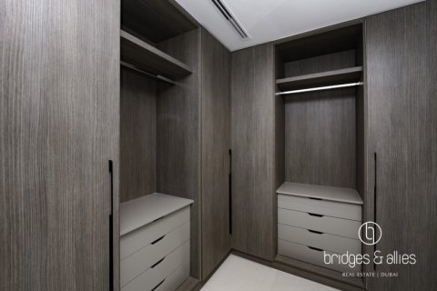 Villa en Dubai, 4 dormitorios, 140.5 m², № 77215 - foto 9