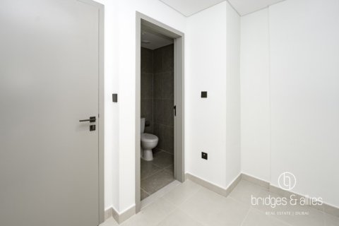 Villa en Dubai, 4 dormitorios, 140.5 m², № 77215 - foto 20