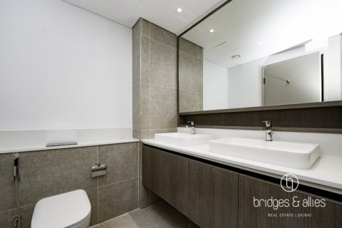 Villa en Dubai, 4 dormitorios, 140.5 m², № 77215 - foto 13