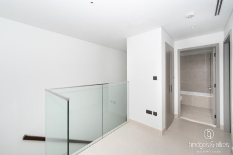 Villa en Dubai, 3 dormitorios, 140.5 m², № 77229 - foto 7