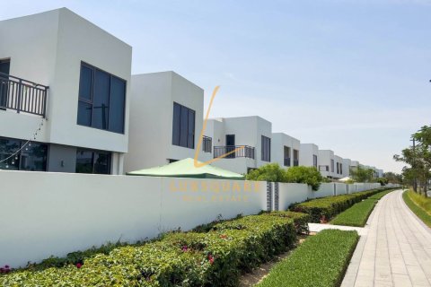 Apartment in Dubai Hills Estate, Dubai 2 bedrooms, 92 sq.m. № 69235 - photo 21