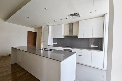 Снять в аренду квартиру в City Walk, Дубай: 4 спальни, 324м², № 69241 - фото 3