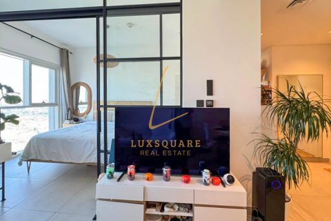 Apartamento en Dubai Hills Estate, Dubai, 2 dormitorios, 68 m², № 69244 - foto 1