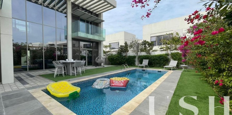 Вилла в District One, Мохаммед Бин Рашид Сити, Дубай, 4 спальни, 738м², № 39398