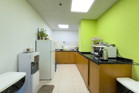 Снять в аренду офис в Джумейра Лейк Тауэрс, Дубай: 456м², № 42579 - фото 25