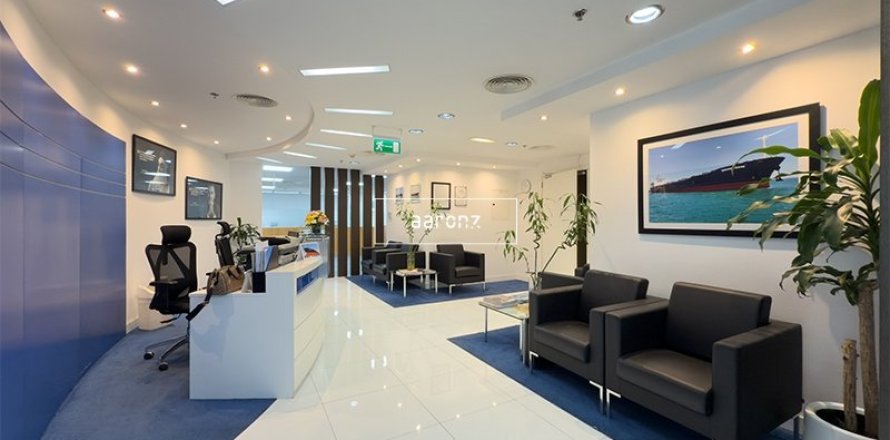 Офис в Джумейра Лейк Тауэрс, Дубай, 456м², № 42579