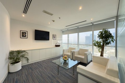 Снять в аренду офис в Джумейра Лейк Тауэрс, Дубай: 456м², № 42579 - фото 12