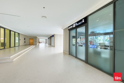 Tienda en Business Bay, Dubai, 23.5 m², № 77836 - foto 1