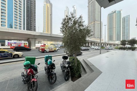 Tienda en Business Bay, Dubai, 23.5 m², № 77836 - foto 11