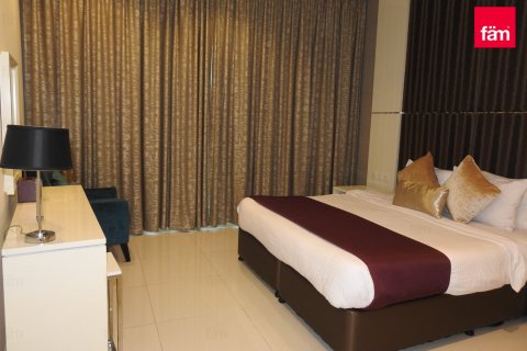 Apartment in Business Bay, Dubai 3 bedrooms, 210 sq.m. № 72331 - photo 16