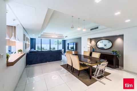 Adosado en Jebel Ali, Dubai, 3 dormitorios, 232.4 m², № 53408 - foto 20