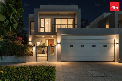 Villa in Dubai Hills Estate, Dubai 3 bedrooms, 327.3 sq.m. № 89585 - photo 6