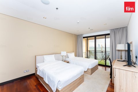 Apartment in Palm Jumeirah, Dubai 2 bedrooms, 164.3 sq.m. № 89579 - photo 15