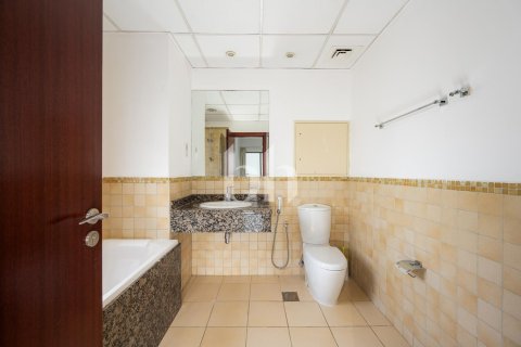 Apartment in Jumeirah Beach Residence, Dubai 2 bedrooms, 122.95 sq.m. № 142119 - photo 9
