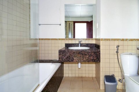 Apartment in Jumeirah Beach Residence, Dubai 2 bedrooms, 122.33 sq.m. № 142114 - photo 5