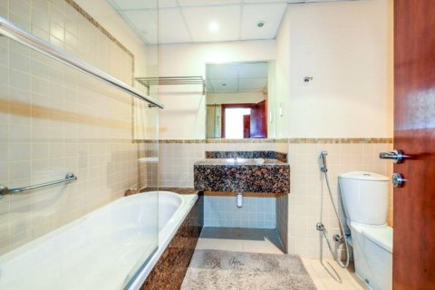 Apartment in Jumeirah Beach Residence, Dubai 2 bedrooms, 122.33 sq.m. № 142114 - photo 6