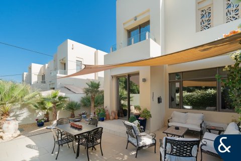 Villa in Mira Oasis, Reem, Dubai 3 bedrooms, 208 sq.m. № 98680 - photo 21