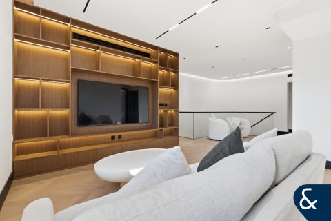 Villa in Arabian Ranches, Dubai 7 bedrooms, 650 sq.m. № 98678 - photo 16