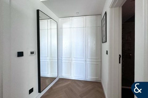 Apartment in Shoreline Apartments, Palm Jumeirah, Dubai 2 bedrooms, 147 sq.m. № 98679 - photo 10