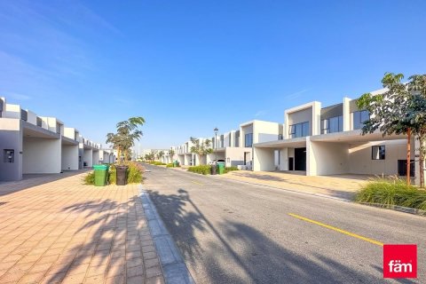 Maison de ville à Dubai, 4 chambres, 313.8 m², № 58427 - photo 2