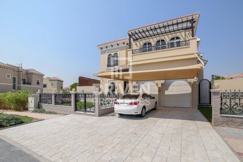 Villa in Hacienda, The Villa, Dubai 6 bedrooms, 465 sq.m. № 19728 - photo 10
