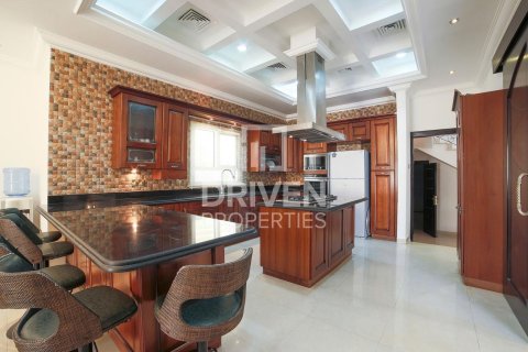 Villa in Hacienda, The Villa, Dubai 6 bedrooms, 465 sq.m. № 19728 - photo 15