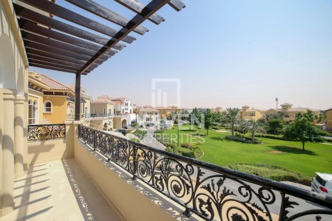Villa in Hacienda, The Villa, Dubai 6 bedrooms, 465 sq.m. № 19728 - photo 28