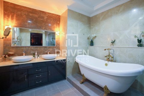 Villa in Hacienda, The Villa, Dubai 6 bedrooms, 465 sq.m. № 19728 - photo 11